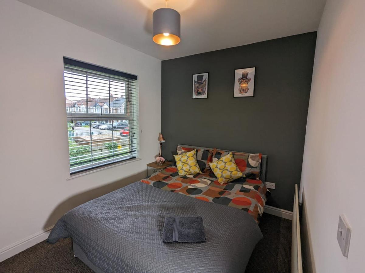 Stylish Modern Apartment, Free Secure Parking Allesley Luaran gambar